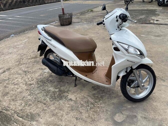 Honda Vision Trắng