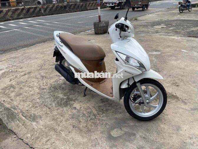 Honda Vision Trắng