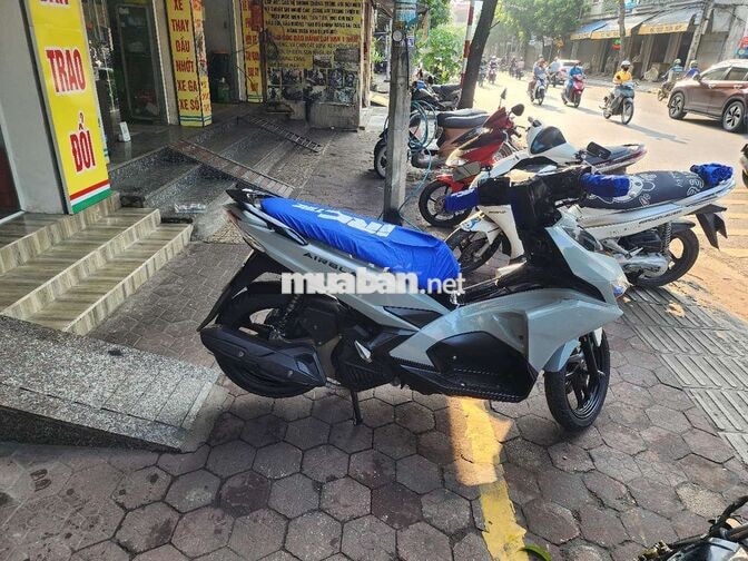 Honda Airblade Trắng