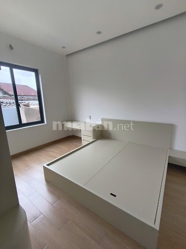 Nhà kiệt ô tô Đại Nam, 2 tầng cao ráo k ngập lụt, gần trung tâm Tp