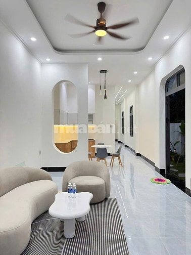 BÁN CĂN CẤP 4 XÂY MỚI HIỆN ĐẠI CHỈ 300TR NGAY TRUNG TÂM BIÊN HÒA