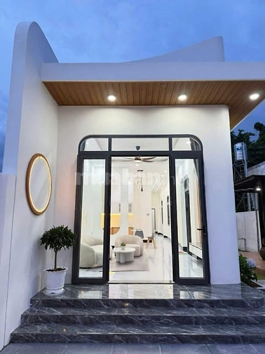 BÁN CĂN CẤP 4 XÂY MỚI HIỆN ĐẠI CHỈ 300TR NGAY TRUNG TÂM BIÊN HÒA