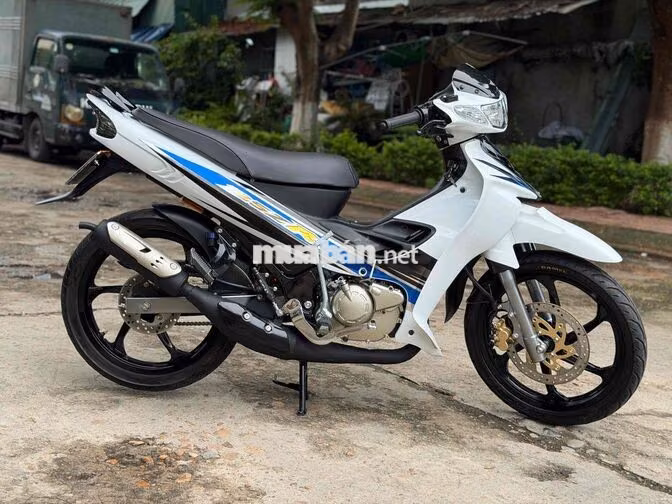 Yamaha Ya cá mập Trắng Mới 100%