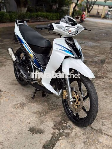 Yamaha Ya cá mập Trắng Mới 100%