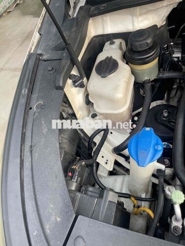Kia Grand Sedona Trắng 7 chỗ Xe gia đình
