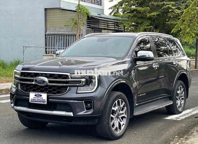 Everest 2022 Xe Qua Sử Dụng Chính Hãng Ford
