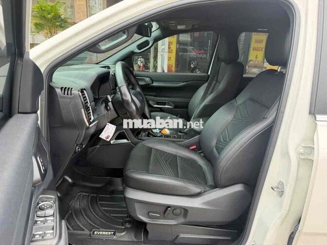 Everest Titanium 1 cầu Lướt 14.000km Xe Chuẩn