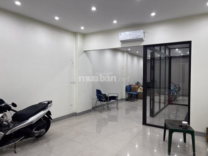 Cửa hàng T1 MP Trần Đại Nghĩa, 16 triệu, 55 m2 riêng biệt, MT 4.6m