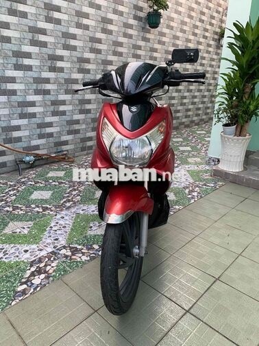 Suzuki Hayate cuối 2010 Đỏ