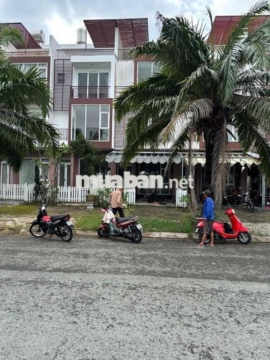 Nhà cho thuê 9tr NGUYÊN CĂN MẶT TIỀN DG40met phù hợp Kinh Doanh/ V.p