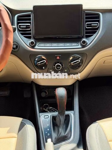 Hyundai Accent 2021 Tự động tiêu chuẩn Trắng