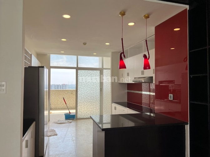 Cho thuê Penhouse Phú Mỹ - Vạn Phát Hưng giá 35T/tháng 