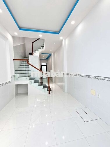 NHỈNH 2 TỶ NHÀ 3 TẦNG BÀ ĐIỂM, CÁCH MẶT TIỀN 20M, CHỢ ĐẦU MỐI HÓC MÔN