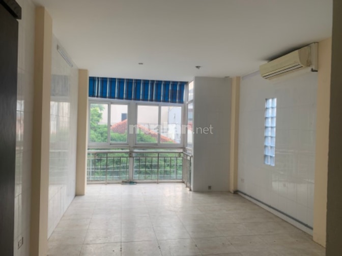 Cho thuê nhà mặt phố Tôn Thất Thiệp, 45m2 x 4 tầng