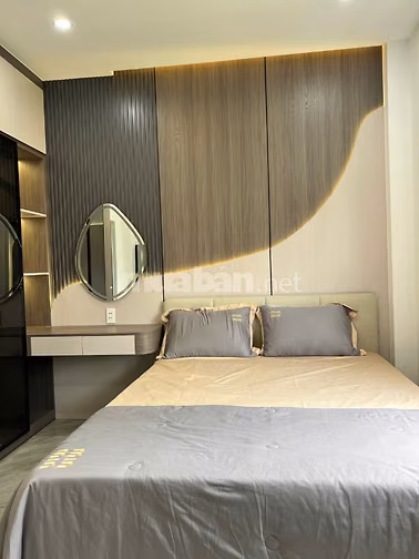 Nhà MT 5 tầng gấp bán giảm mạnh P. An Phú Đông, gần Hà Huy Giáp Q12