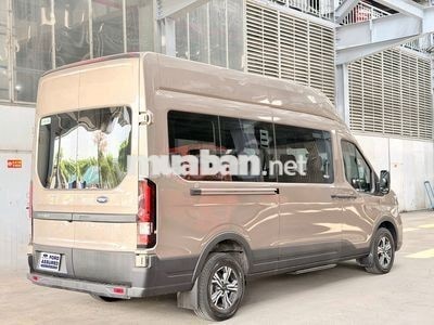 🚘 Ford Transit Premium trần cao 2025 có màu Trắng