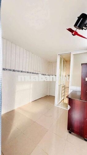 NHÀ MINI BÙI ĐÌNH TUÝ – 3 TẦNG – 2PN 2WC – GẦN CHỢ BÀ CHIỂU – 2.49 TỶ