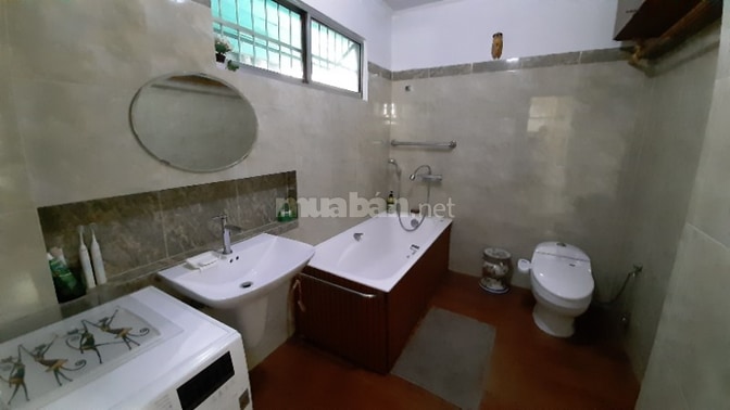 BÁN GẤP CĂN HỘ TRUNG TÂM SÀI GÒN, ĐƯỜNG VÕ VĂN KIỆT, QUẬN 1