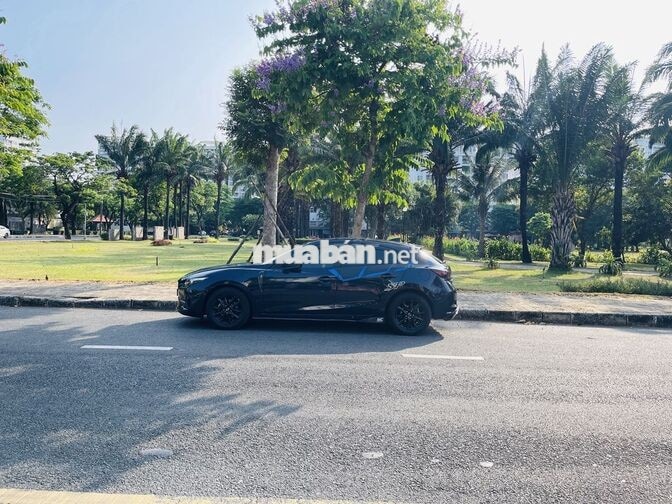 Mazda 3 Hatchback 2018 Xanh Cavansite