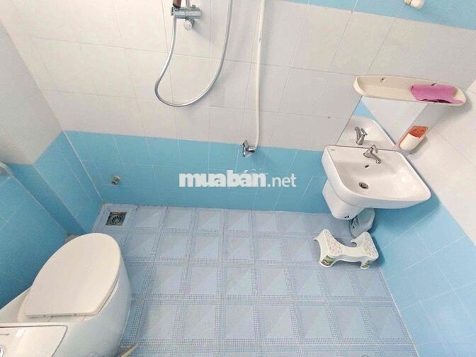 Nhà 3 Tầng ngay Trung Tâm Phú Nhuận , nhà mới sạch đẹp