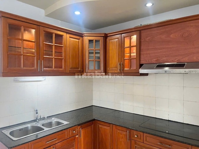 Cho thuê chung cư Thanh Niên đường điện biên phủ bình thạnh