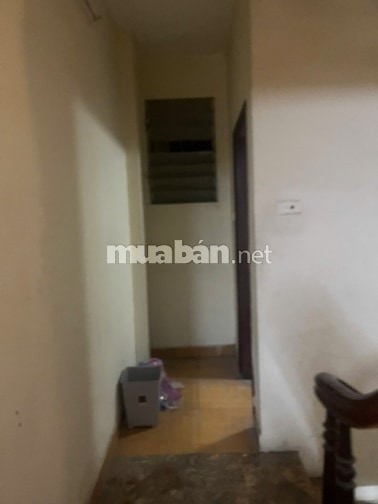 Cho thuê nhà nguyên căn 5 tầng Linh Quang, Phường Văn Chương, Đống Đa