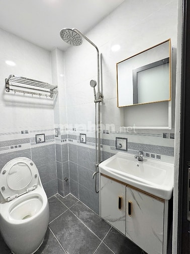 Gần Aeon Tân phú, Nhà mới 3 Tầng, 50,5m2, HXH 7m, SHR, Chỉ 5,18T.