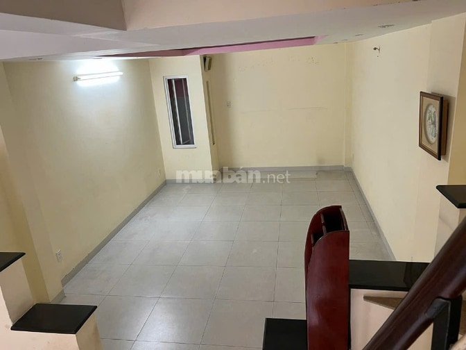 Bán Gấp Nhà HXH 888 Lạc Long Quân P.8 Quận Tân Bình
