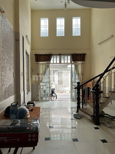 Bán Gấp Nhà HXH 888 Lạc Long Quân P.8 Quận Tân Bình