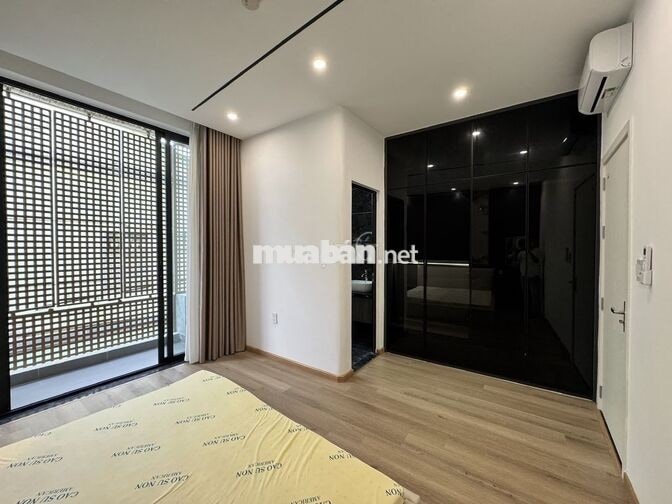 Cho thuê nhà 3 phòng ngủ, 4 phòng tắm, nội thất full mới 100%