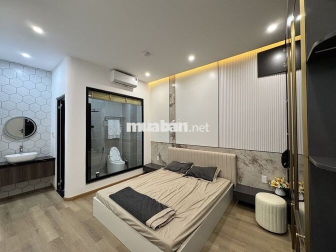 Cho thuê nhà 3 phòng ngủ, 4 phòng tắm, nội thất full mới 100%
