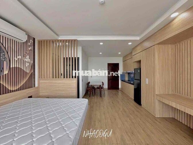 Phòng 35m2_ Studio ban công lớn_
