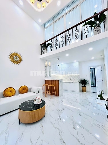 Sổ hồng chính chủ nhà đẹp có hoàn công đầy đủ thích hợp ở và cho thuê
