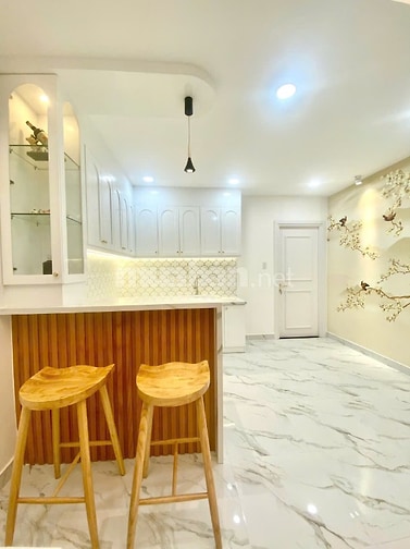 Sổ hồng chính chủ nhà đẹp có hoàn công đầy đủ thích hợp ở và cho thuê