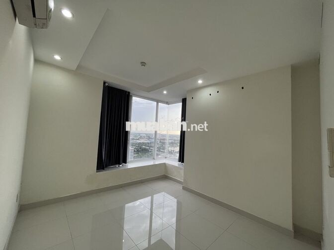 Chính chủ cho thuê căn hộ 138m2 3pn 3wc tầng cao view thoáng giá tốt