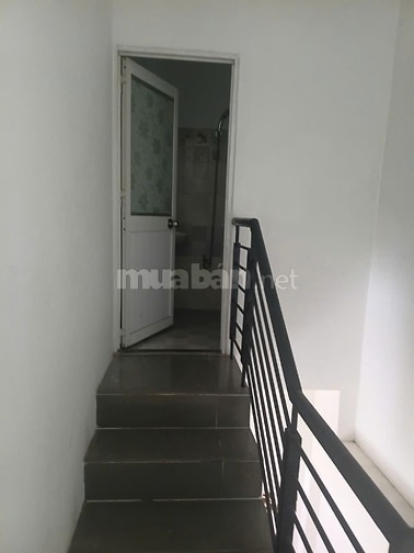 Hưng Phú P.Chánh Hưng gần cầu Nguyễn Tri Phương 2PN nhà trống ở liền