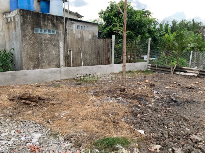 BÁN NHÀ VÀ ĐẤT 371 M VUÔNG THỔ CƯ GIÁ 1.3 TỶ