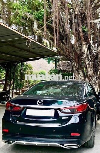Mazda 6 Premium 2.0 2018 Đen 60.000km