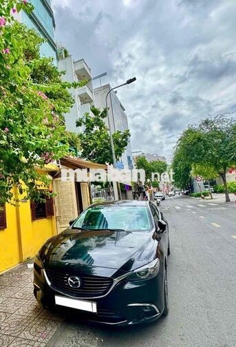 Mazda 6 Premium 2.0 2018 Đen 60.000km