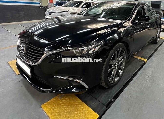 Mazda 6 Premium 2.0 2018 Đen 60.000km