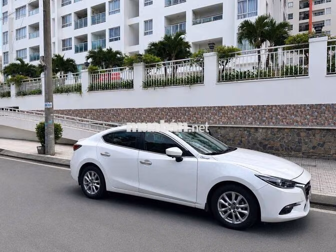 Mazda Mazda 3 2018 Trắng