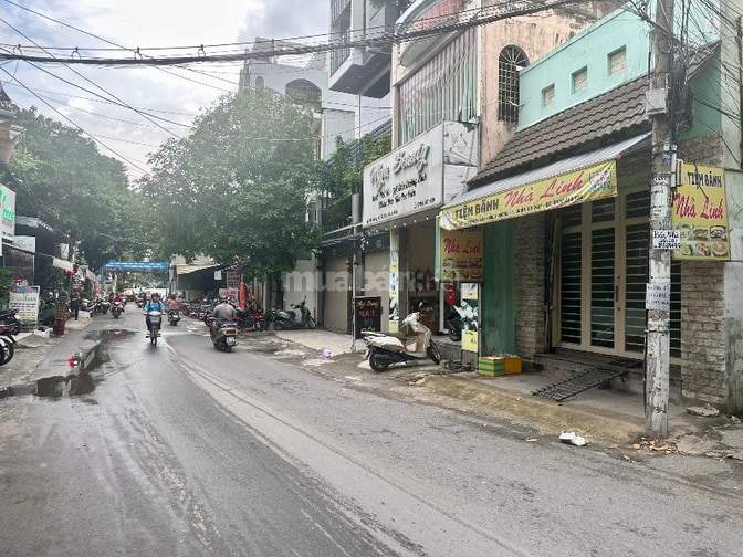 BÁN NHÀ GẦN CÔNG VIÊN LÀNG HOA GÒ VẤP
