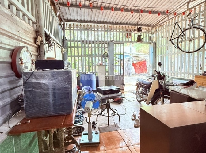 BÁN NHÀ 120m2. MẶT TIỀN HẺM 179 TRẦN VĂN MƯỜI. XUÂN.T.ĐÔNG. 