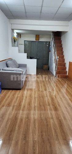 Cho thuê nhà riêng tại Ngõ 199 Lò Đúc, 8 triệu VND, 70m2, 2PN, 2WC,