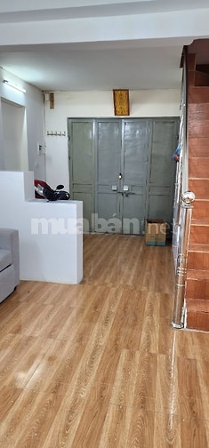 Cho thuê nhà riêng tại Ngõ 199 Lò Đúc, 8 triệu VND, 70m2, 2PN, 2WC,