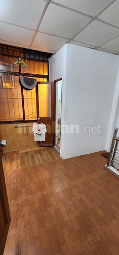 Cho thuê nhà riêng tại Ngõ 199 Lò Đúc, 8 triệu VND, 70m2, 2PN, 2WC,