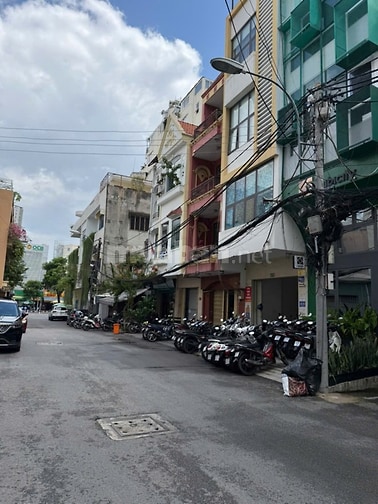 Bán nhà đường số 22 P4 Q4,dt:5x10m,giá:15tỷ(3 lầu)