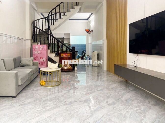 Nhà chính chủ 63,5m2 quận Tân Bình