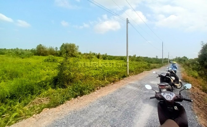 Bán đất mặt tiền kênh 4 ấp 3 Tân thành thủ thừa Long an 