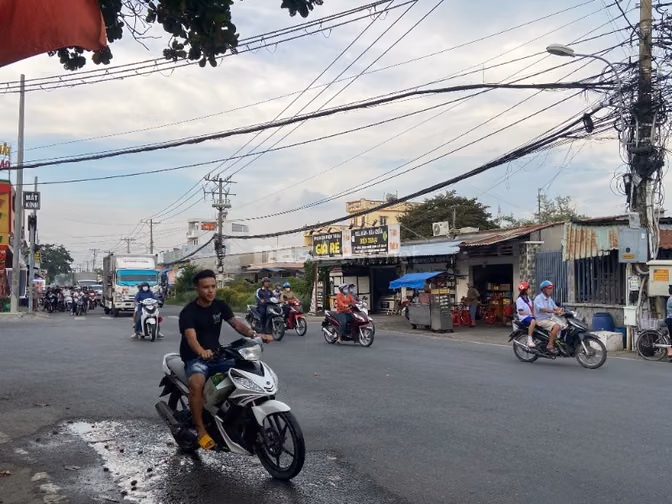 Bán nhà cấp 4, 154m2 5x31, Nguyễn Thị Lắng, BV Xuyên Á, 1,35 tỷ, SHR